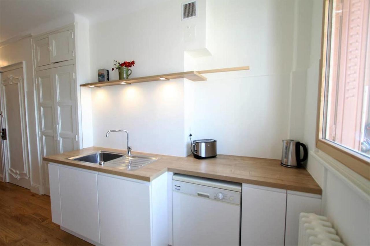 Large 5 Rooms With Garage In The City Center 안시 외부 사진